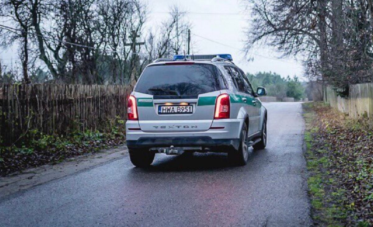 Перевозив 9 мігрантів: у Польщі поліція влаштувала погоню за українцем - Україна новини - 24 Канал