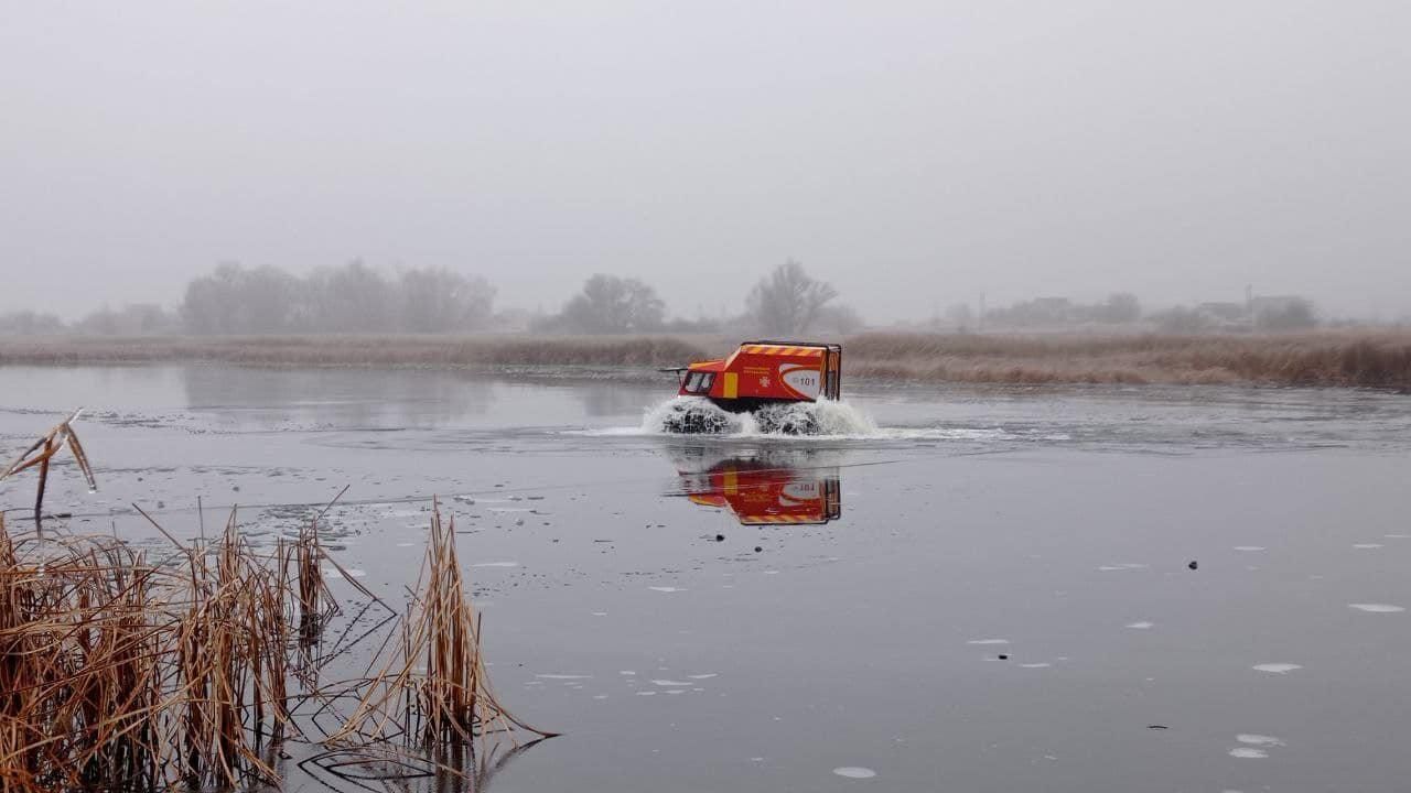 Потонули на риболовлі: під Житомиром шукають тіла подружжя - Новини Житомира - 24 Канал Потонули на риболовлі: під Житомиром шукають тіла подружжя - Новини Житомира - 24 Канал