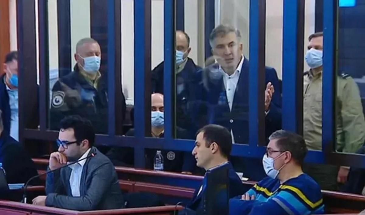 В Грузии стартовал суд над Саакашвили по делу тайного пересечения границы