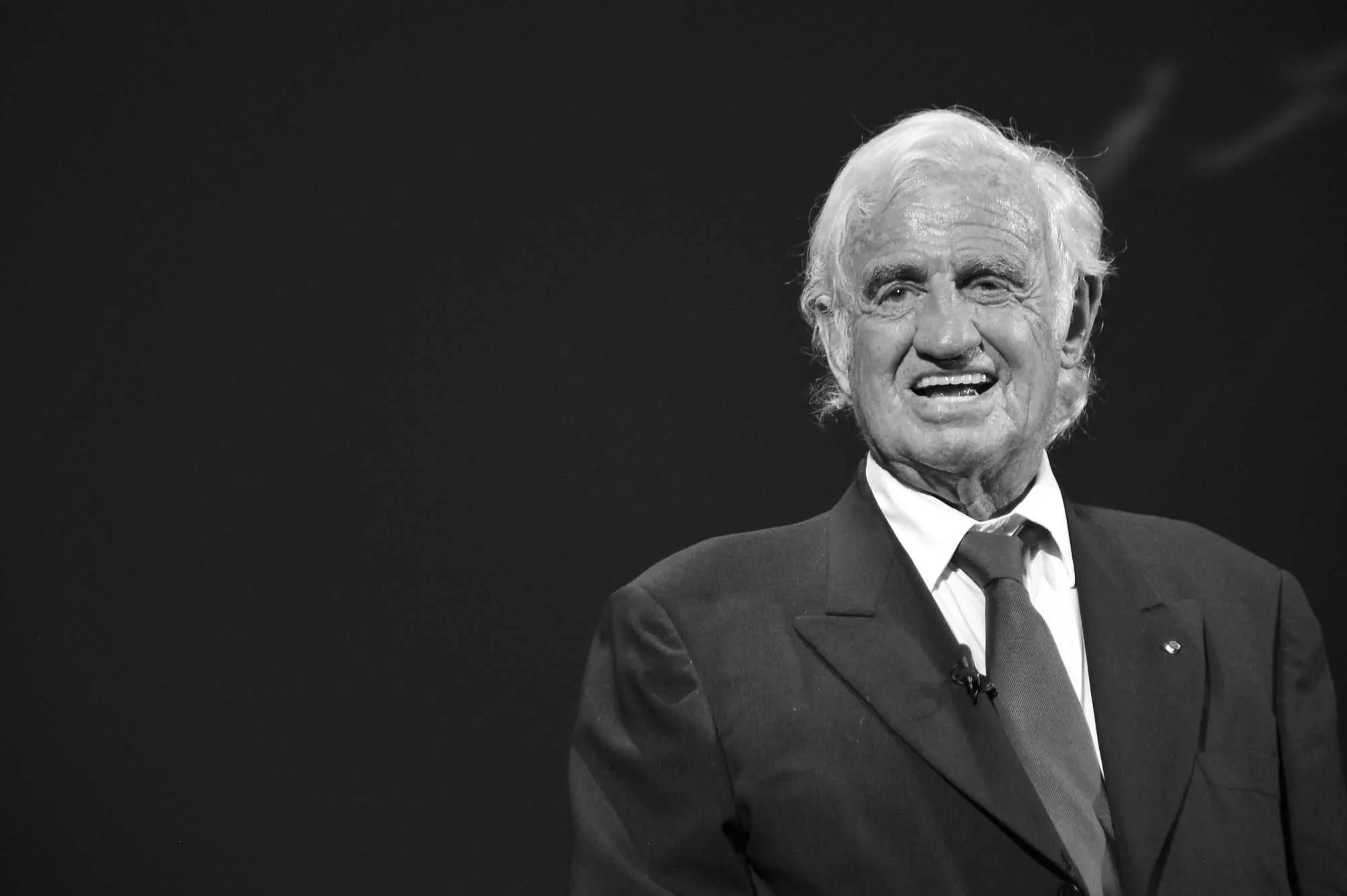 Жан-Поль Бельмондо Жан-Поль Бельмондо