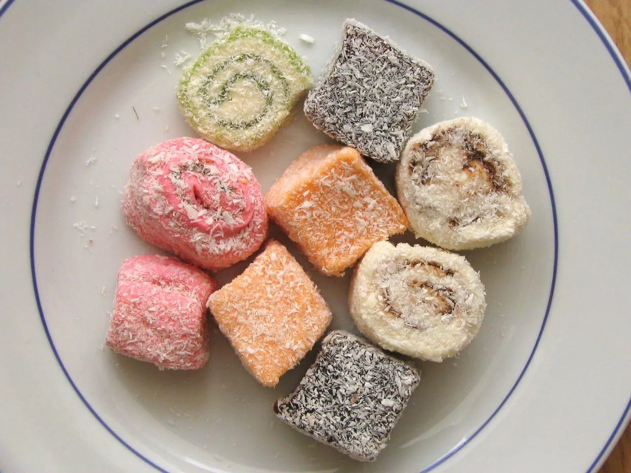 В Туреччині роблять дуже смачні солодощі В Туреччині роблять дуже смачні солодощі