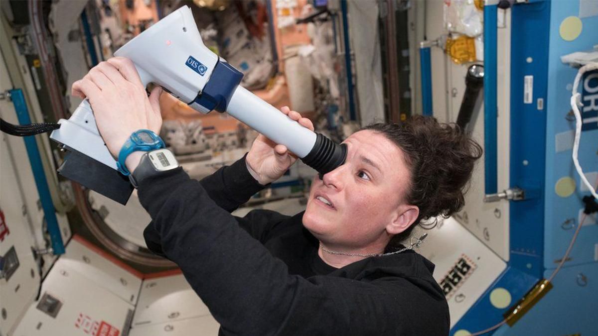 Довгі космічні подорожі шкідливі для зору людини, але тепер вчені знають, як із цим боротись - Новини технологій - Техно Довгі космічні подорожі шкідливі для зору людини, але тепер вчені знають, як із цим боротись - Новини технологій - Техно