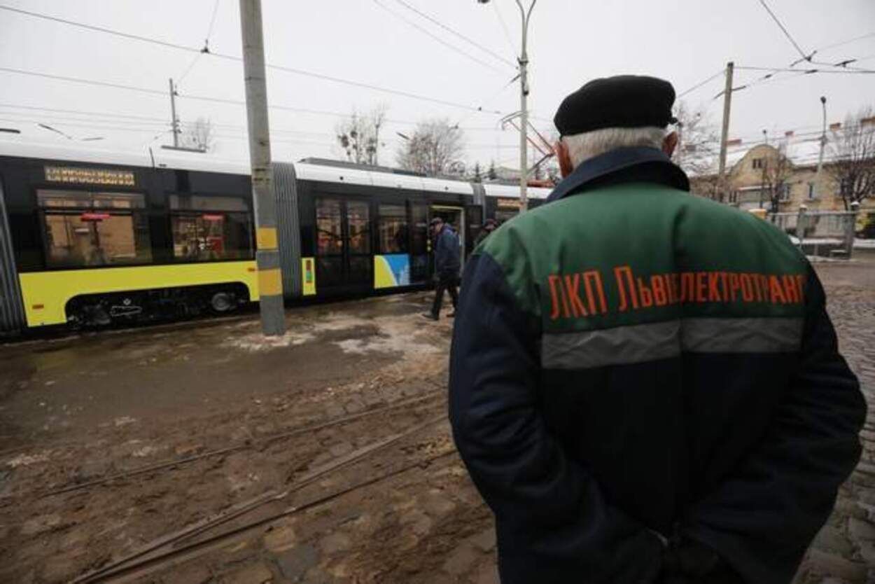 Львов получает первые трамваи, приобретенные за 12 миллионов евро - Новости Львова сегодня - Львов