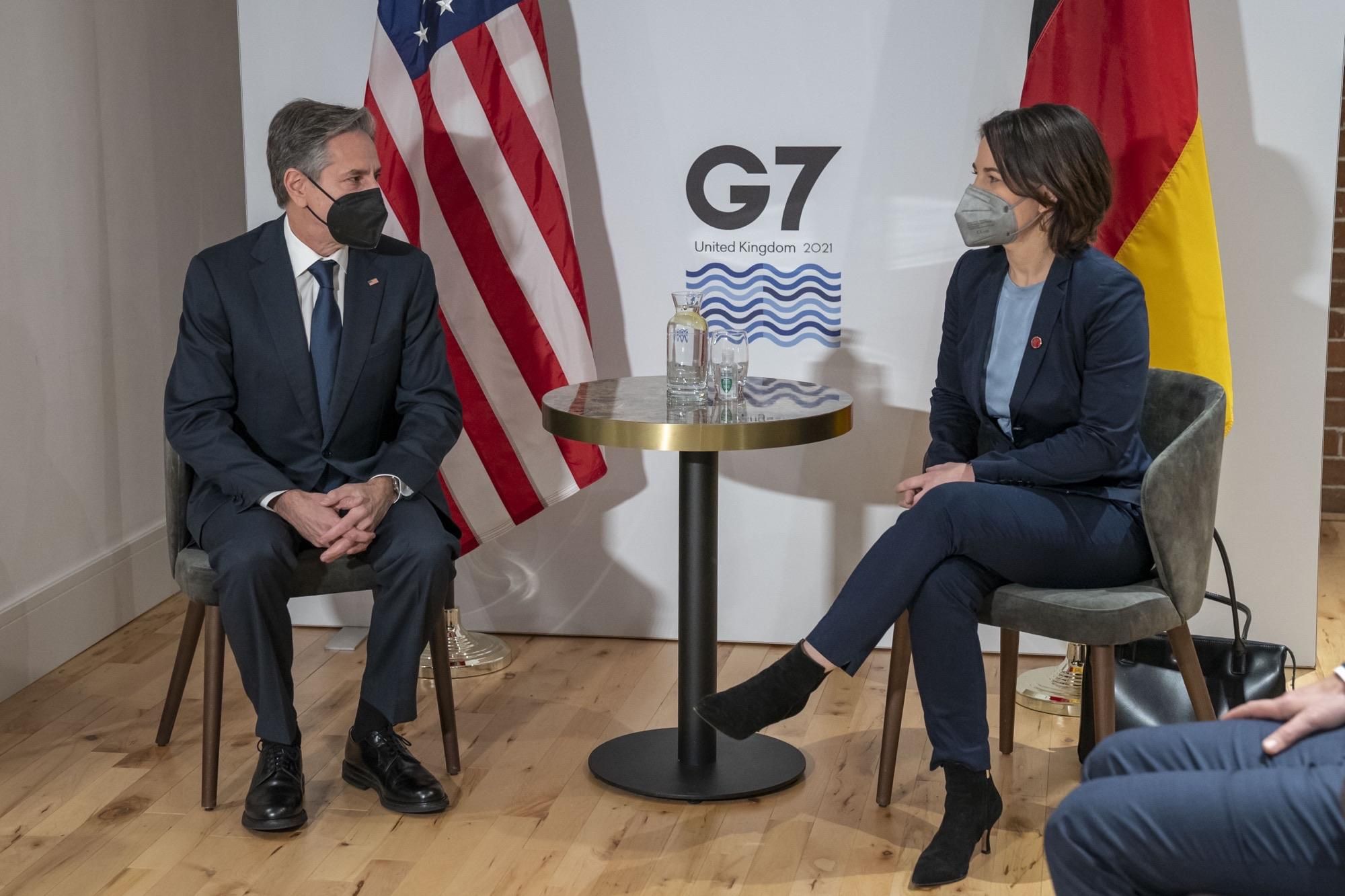 "В случае эскалации Москвы – сильный ответ": Блинкен пообщался с главой МИД Германии "В случае эскалации Москвы – сильный ответ": Блинкен пообщался с главой МИД Германии