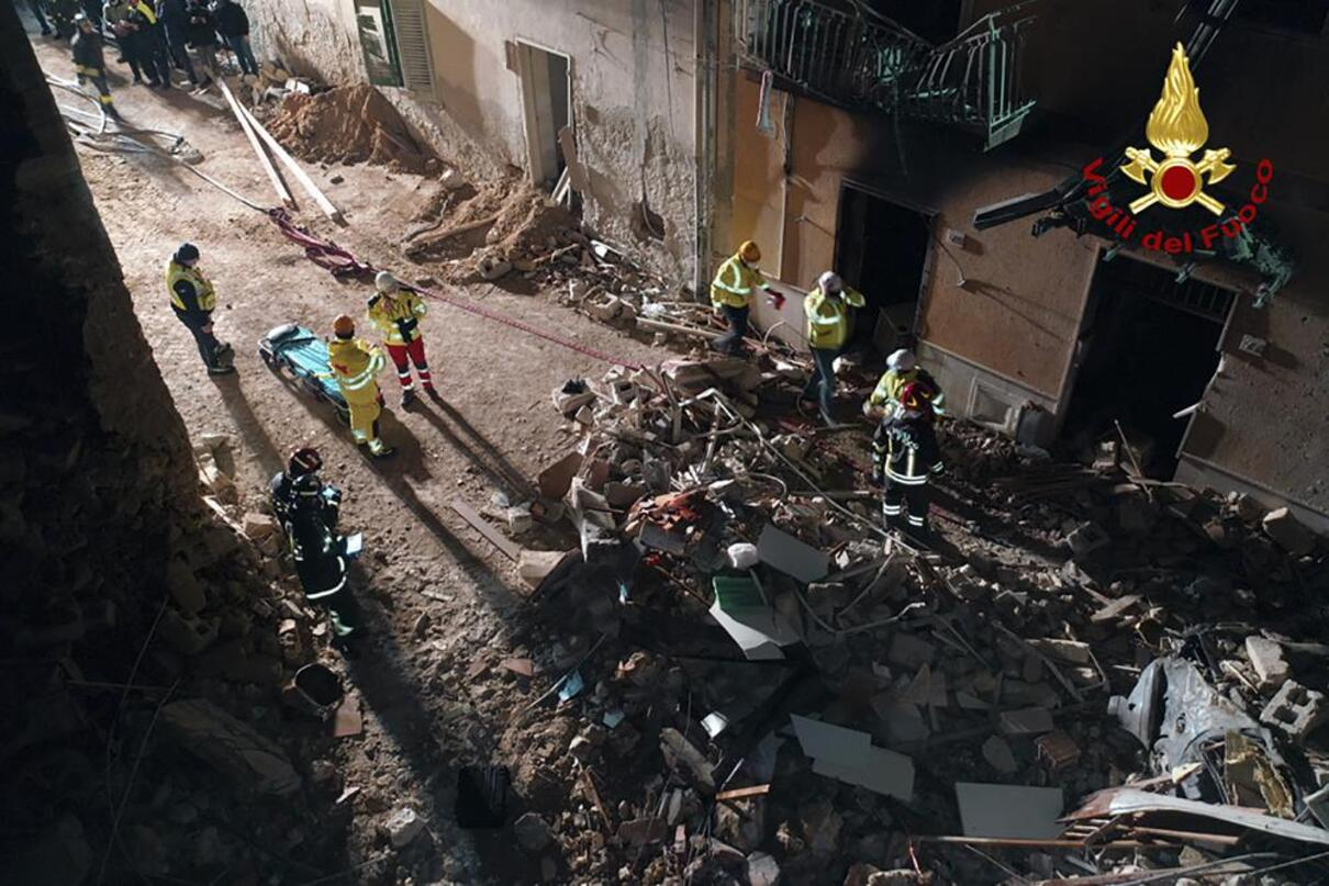 На Сицилії вибух "зніс" будинок: вже знайшли тіла 3 загиблих - 24 Канал