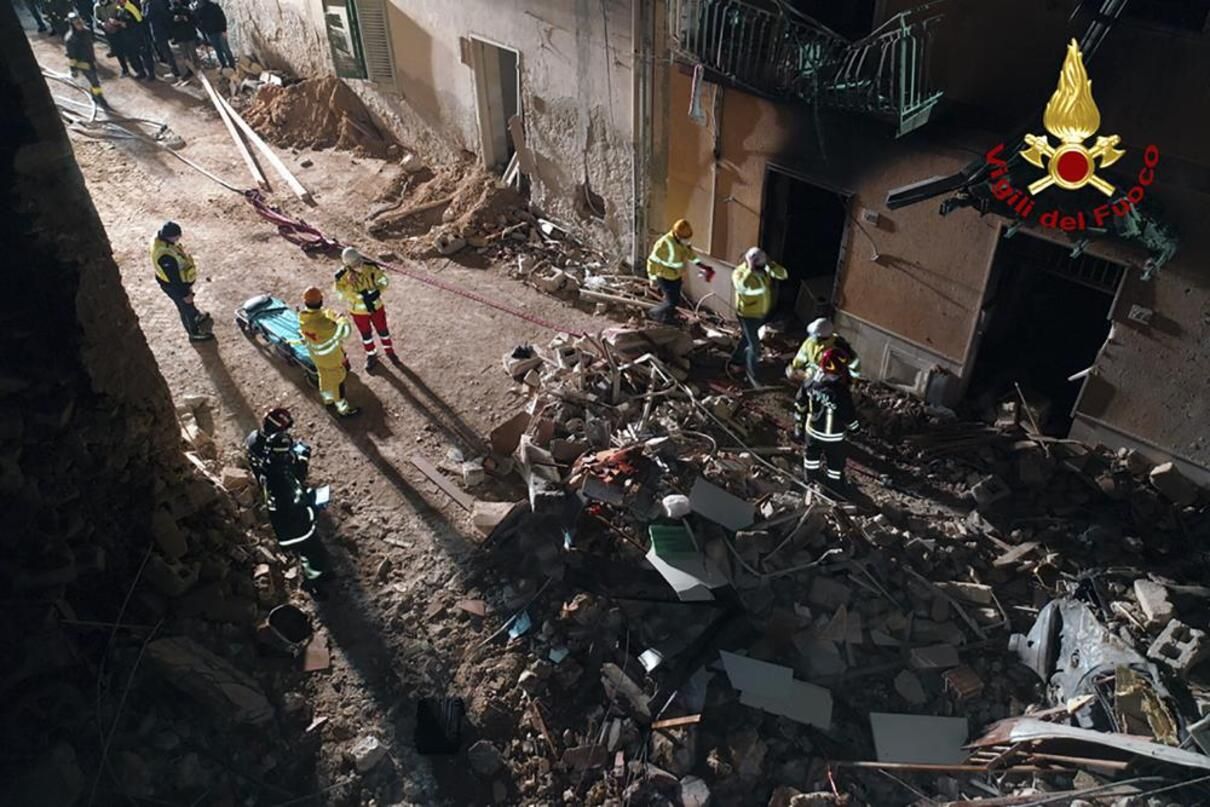 На Сицилии взрыв "снес" дом: уже нашли тела 3 погибших