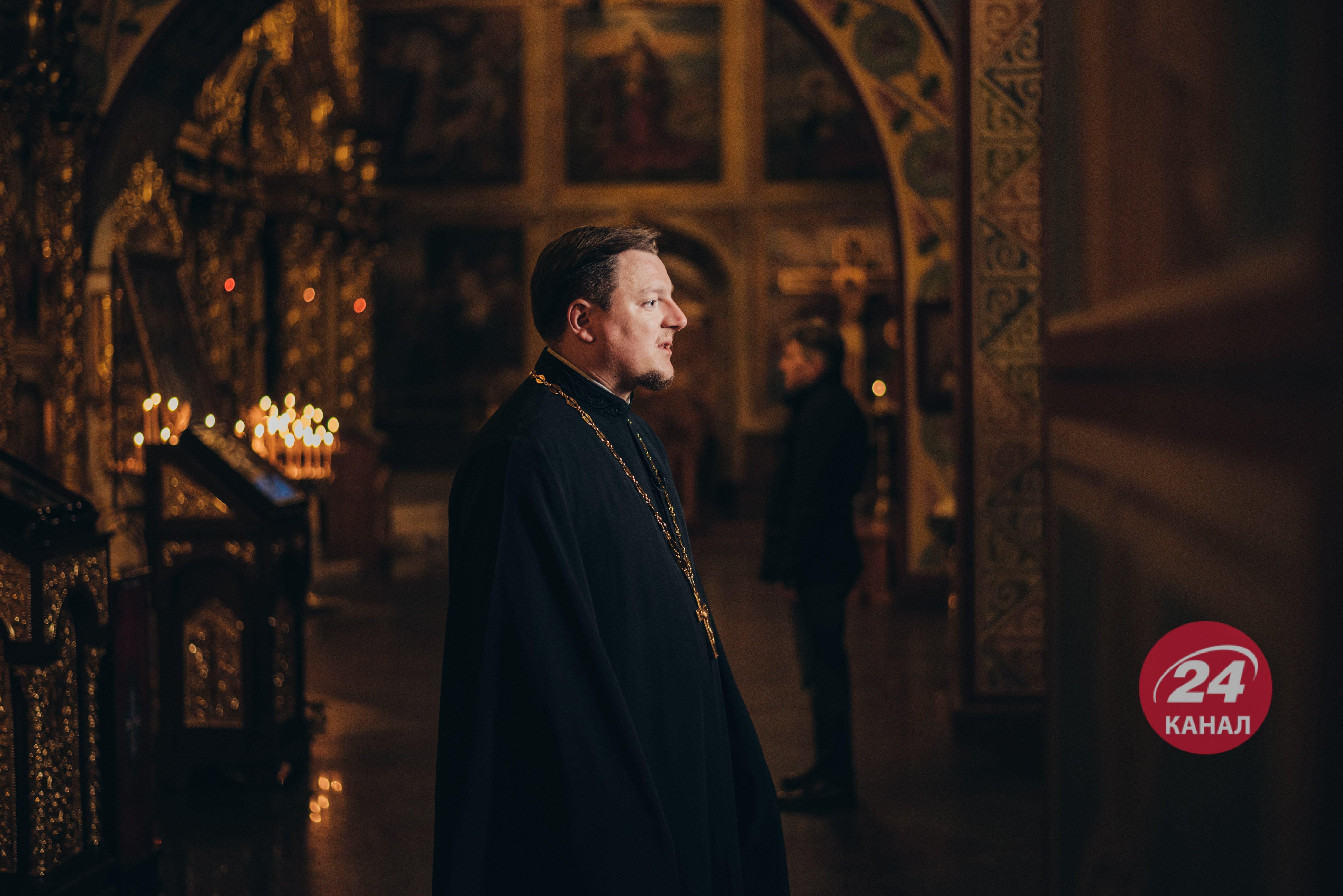 Украинский народ показал, что он рабом не будет, – священник "Златоверхого" о Майдане Украинский народ показал, что он рабом не будет, – священник "Златоверхого" о Майдане