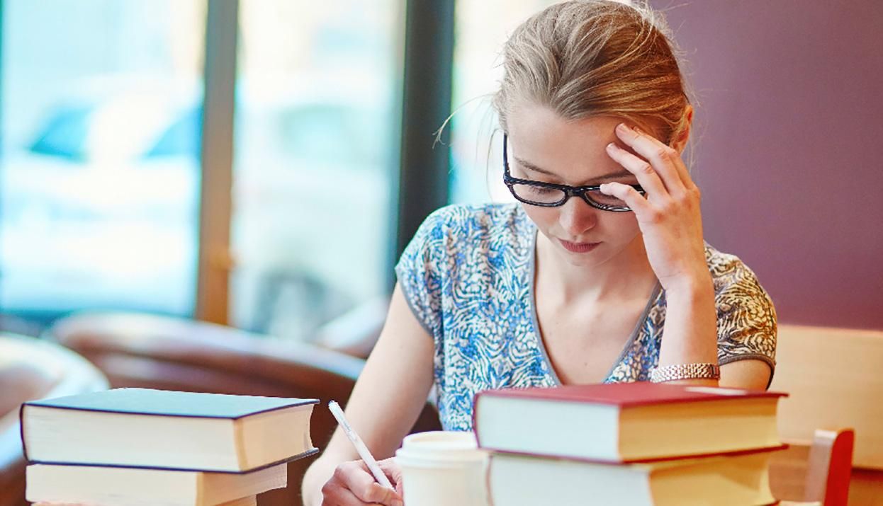 МОН объявило конкурс научных работ студентов на тему Революции Достоинства: какие денежные призы МОН объявило конкурс научных работ студентов на тему Революции Достоинства: какие денежные призы