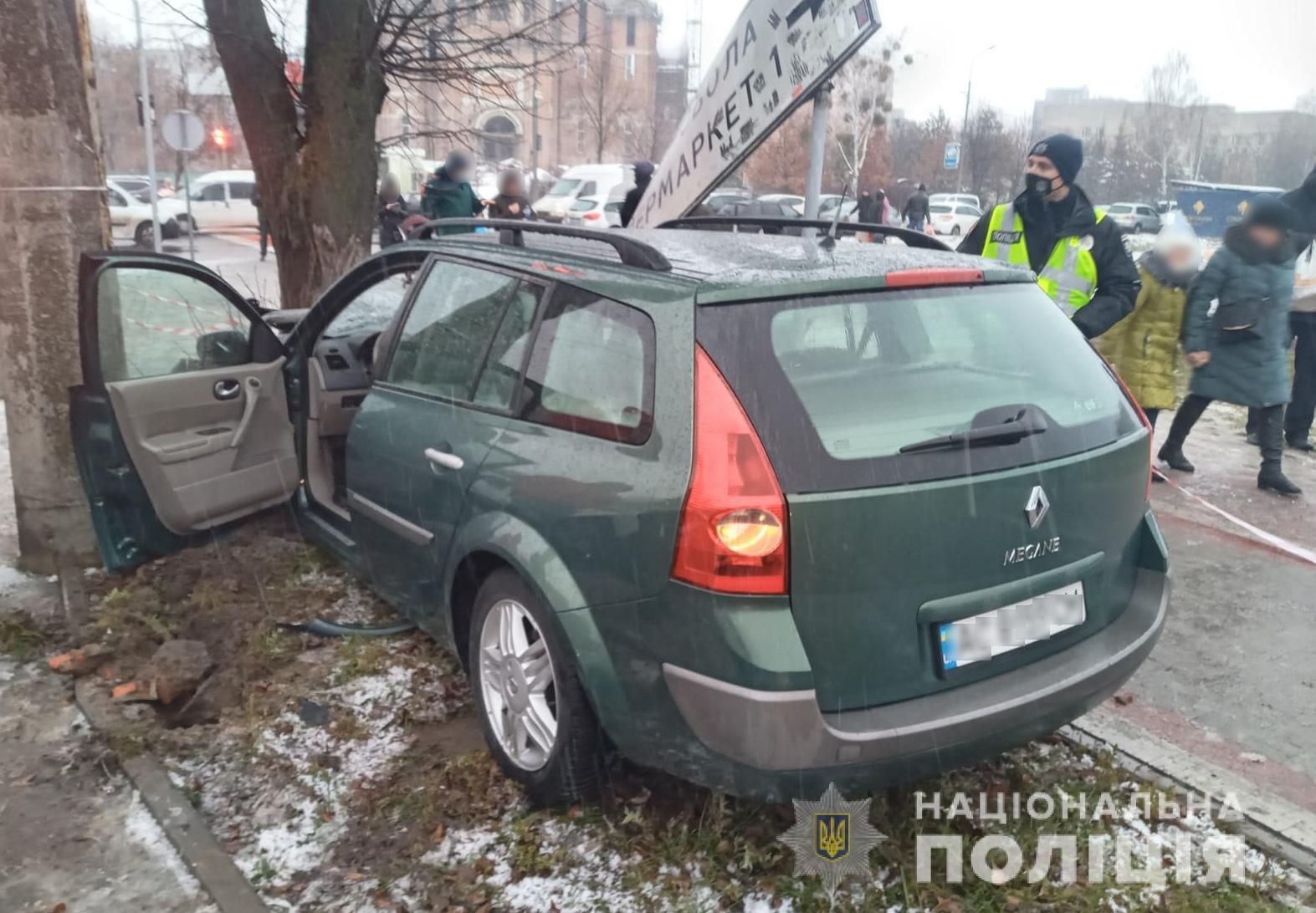 Підлітка, який на татовій машині зніс людей на переході в Луцьку, помістили до ізолятора - Новини Луцьк - 24 Канал