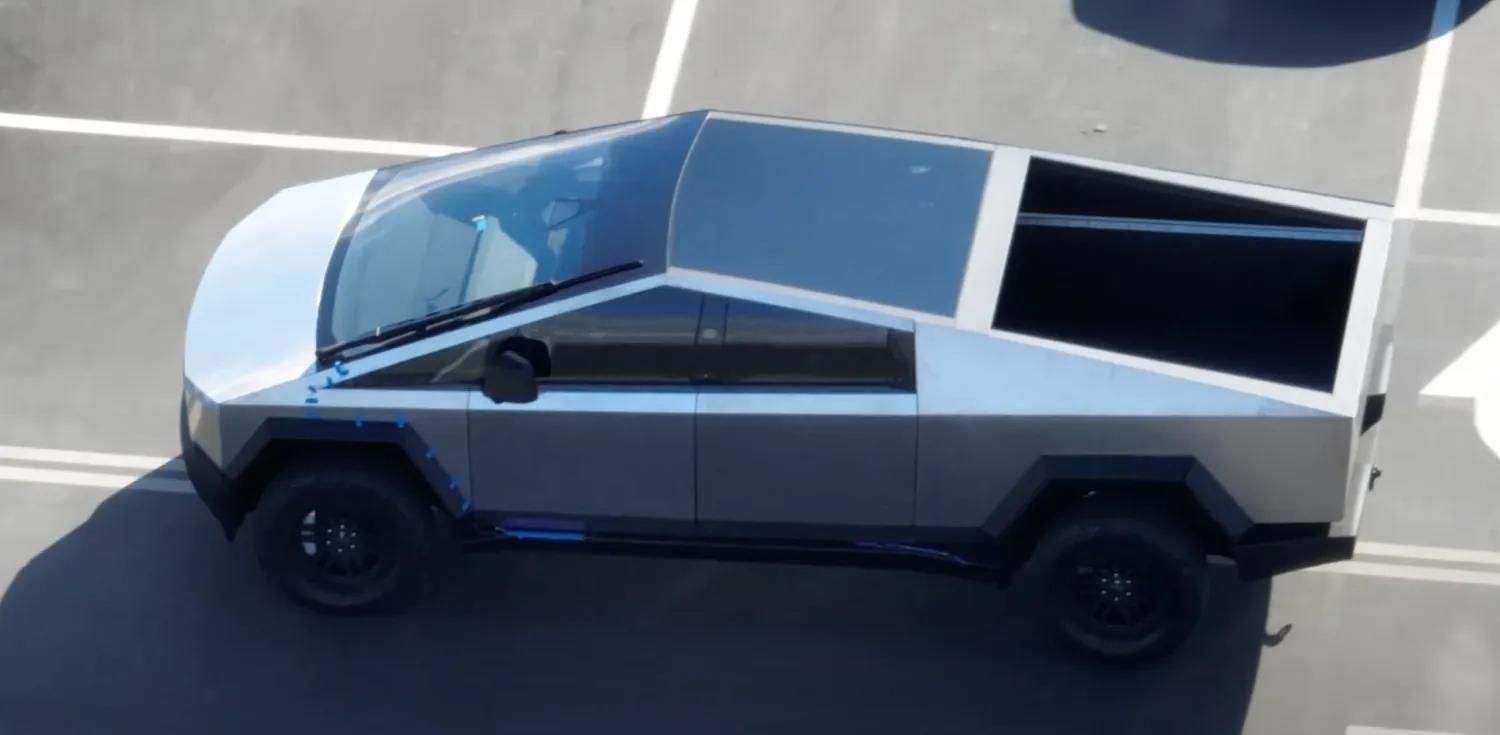 Новый прототип Tesla Cybertruck заметили во время испытаний: что изменилось