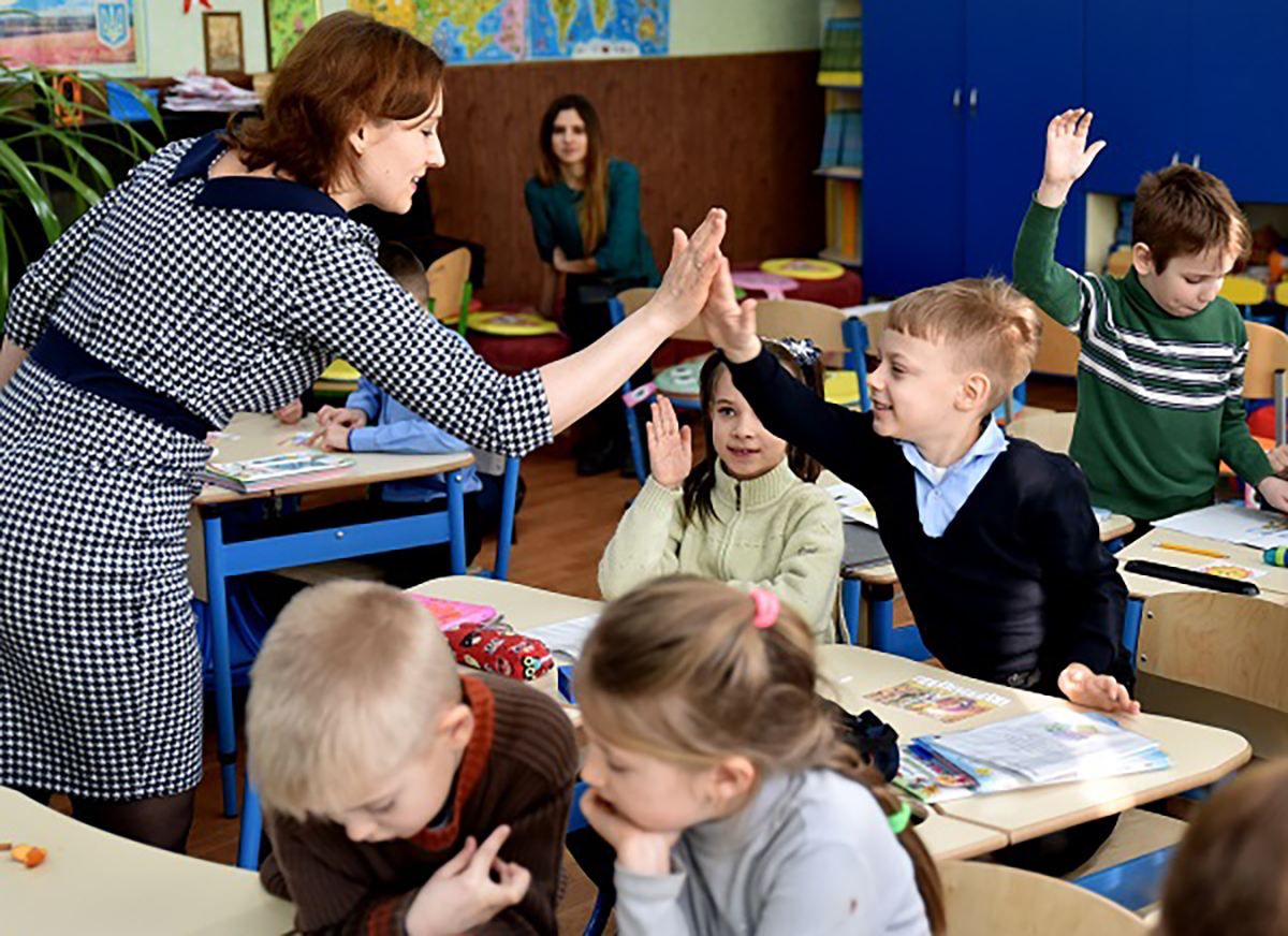 Современный учитель: как педагогу оставаться примером для учеников Современный учитель: как педагогу оставаться примером для учеников