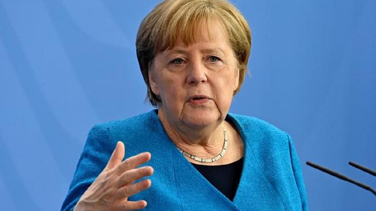 Меркель особисто блокувала поставку Україні зброї через НАТО, – ЗМІ - 24 Канал