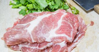 Україна скуповує тисячі тонн свинини: звідки везуть м'ясо