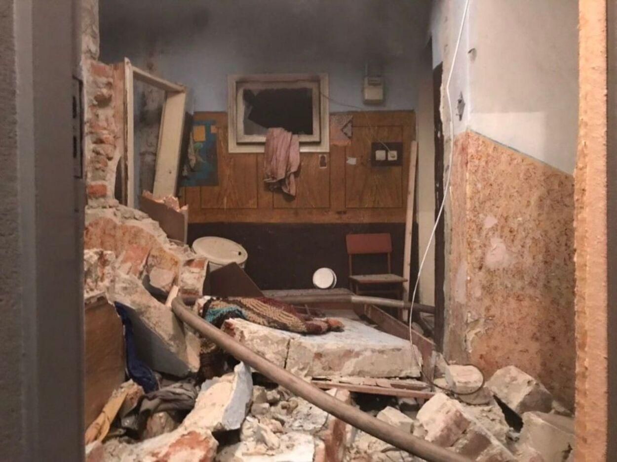 Взрыв разрушил 3 квартиры: жители львовского дома отказались выселяться после пожара