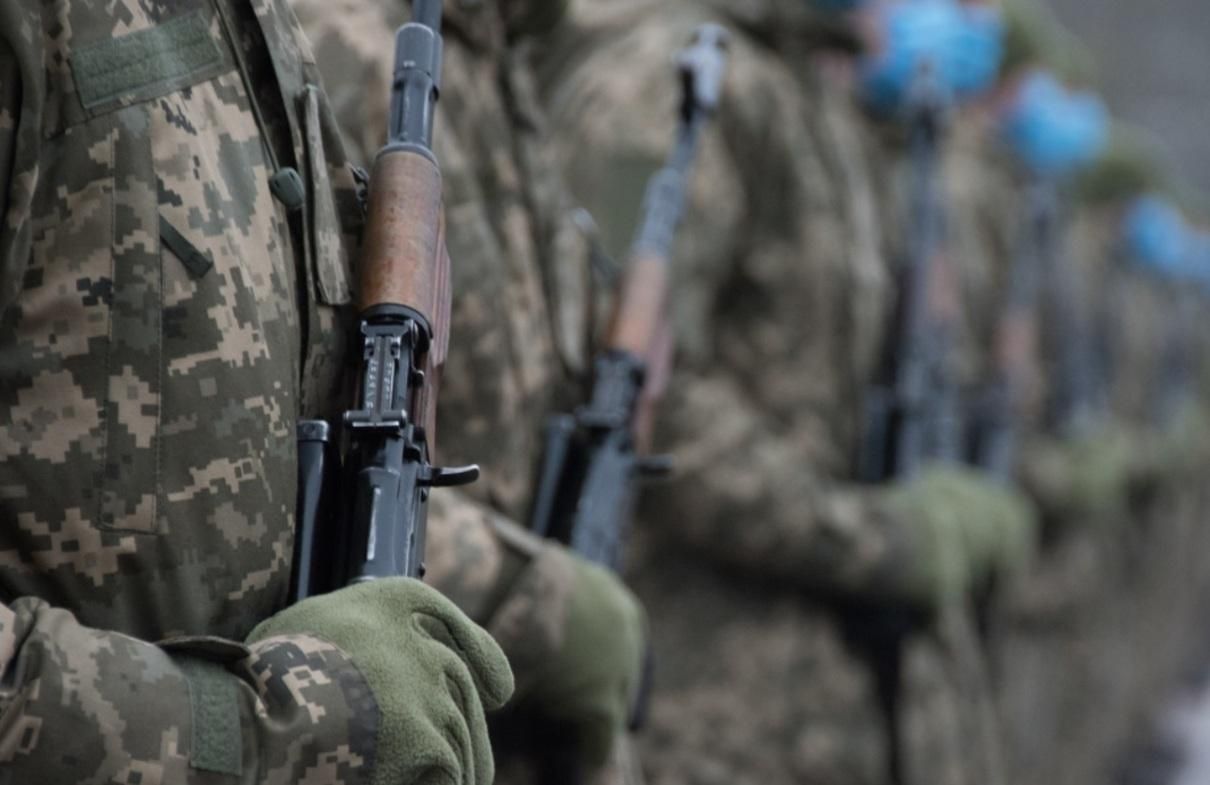 В зоне ООС застрелился военный с Днепропетровщины