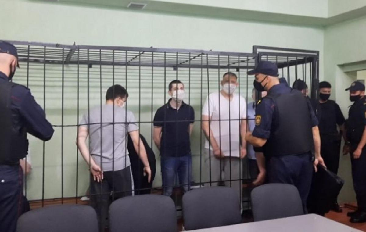 От 14 до 16 лет колонии: в Беларуси осудили еще 5 оппозиционеров