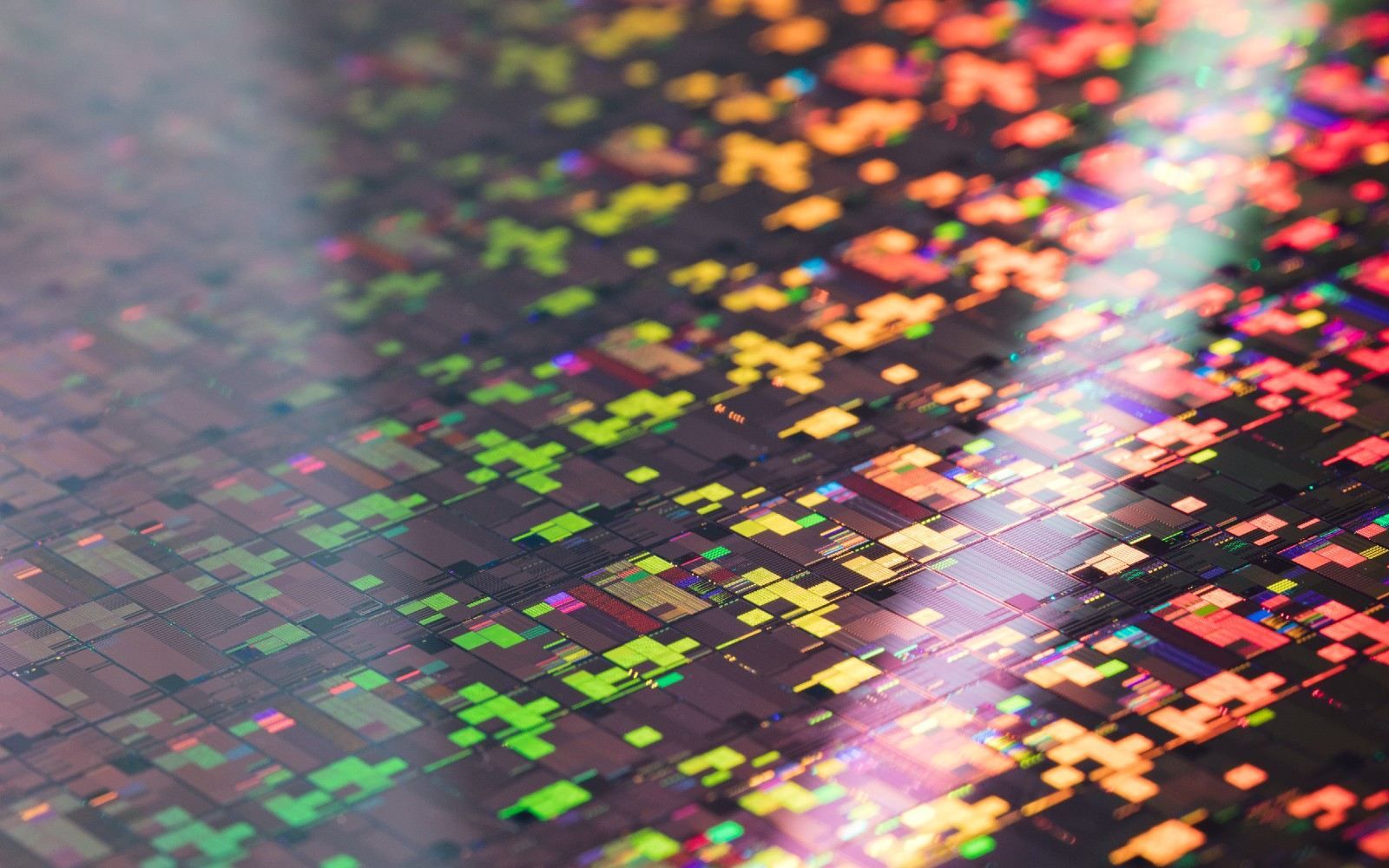 Прорыв в создании микропроцессоров: Samsung и IBM преодолели физический барьер в 1 нанометр Прорыв в создании микропроцессоров: Samsung и IBM преодолели физический барьер в 1 нанометр