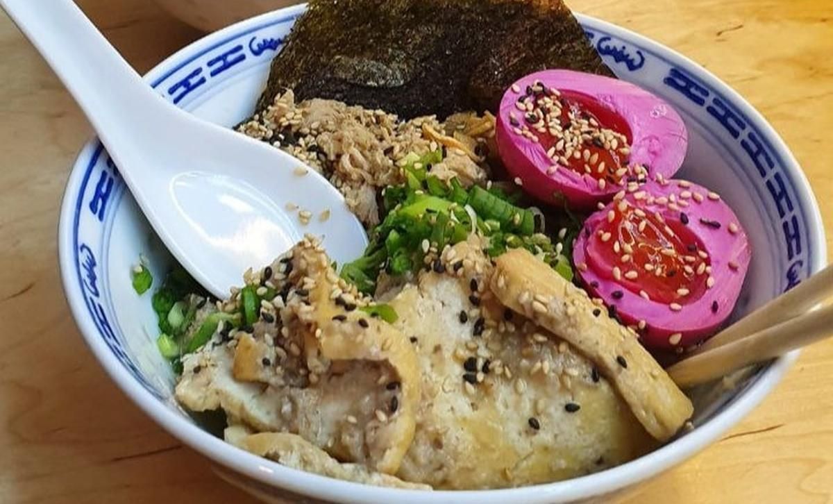 Власник київської мережі ресторанів обматюкав клієнтку - Київ Власник київської мережі ресторанів обматюкав клієнтку - Київ