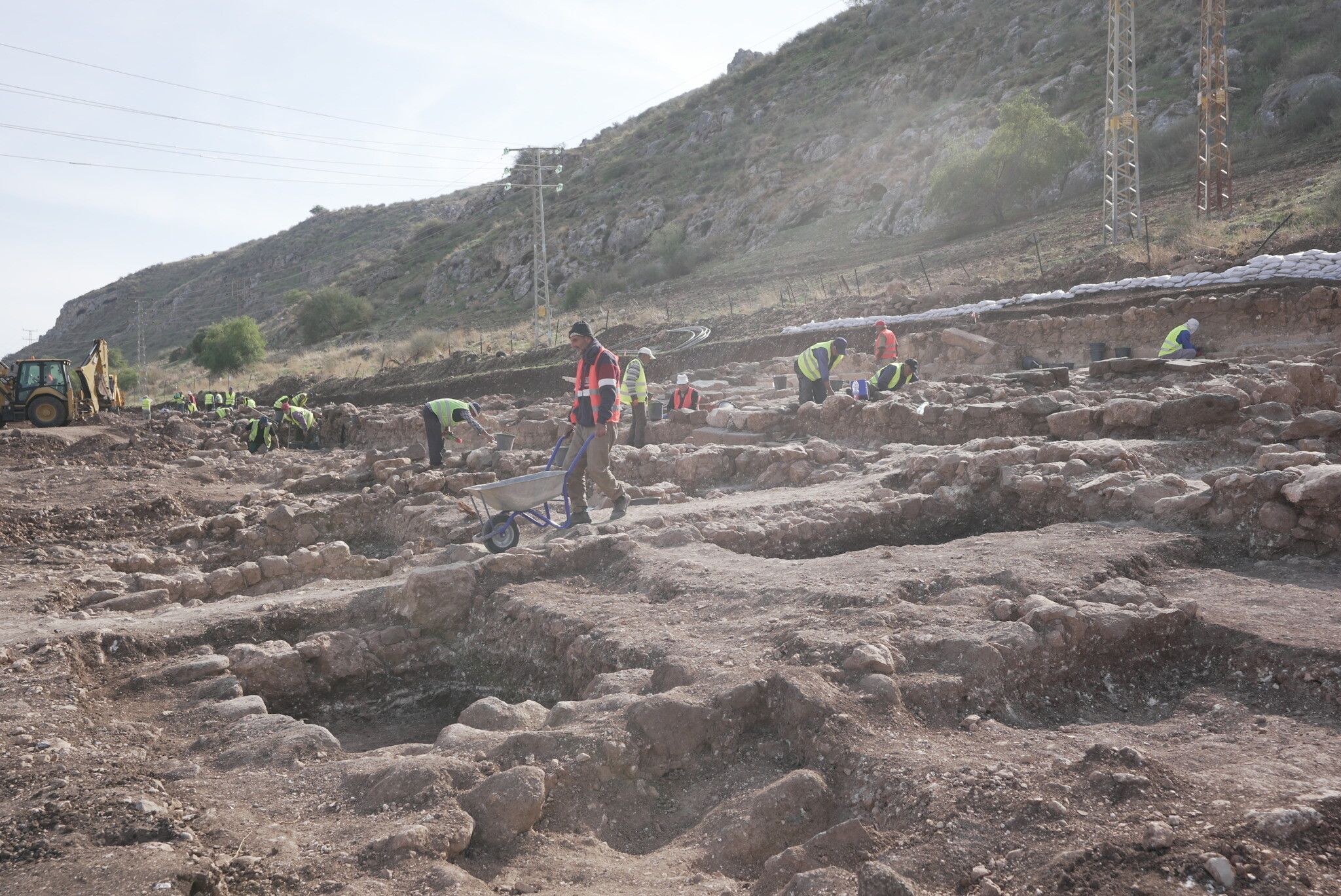 Археологи нашли 2000-летнюю синагогу на месте рождения Марии Магдалины: фото 