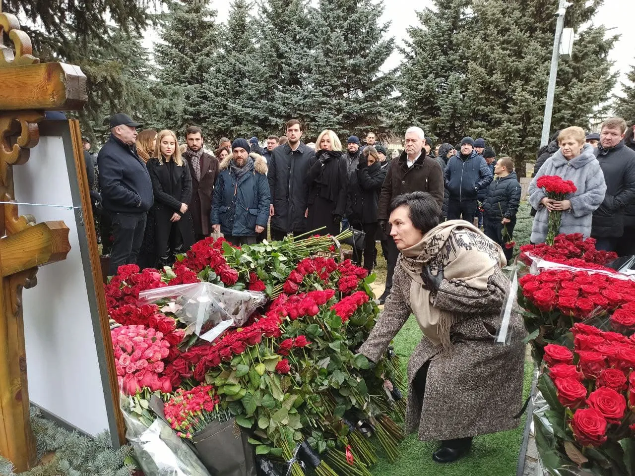 Кернес, пам'ять, панахида, роковини смерті Кернеса, кладовище, 15 грудня 2021 Кернес, пам'ять, панахида, роковини смерті Кернеса, кладовище, 15 грудня 2021