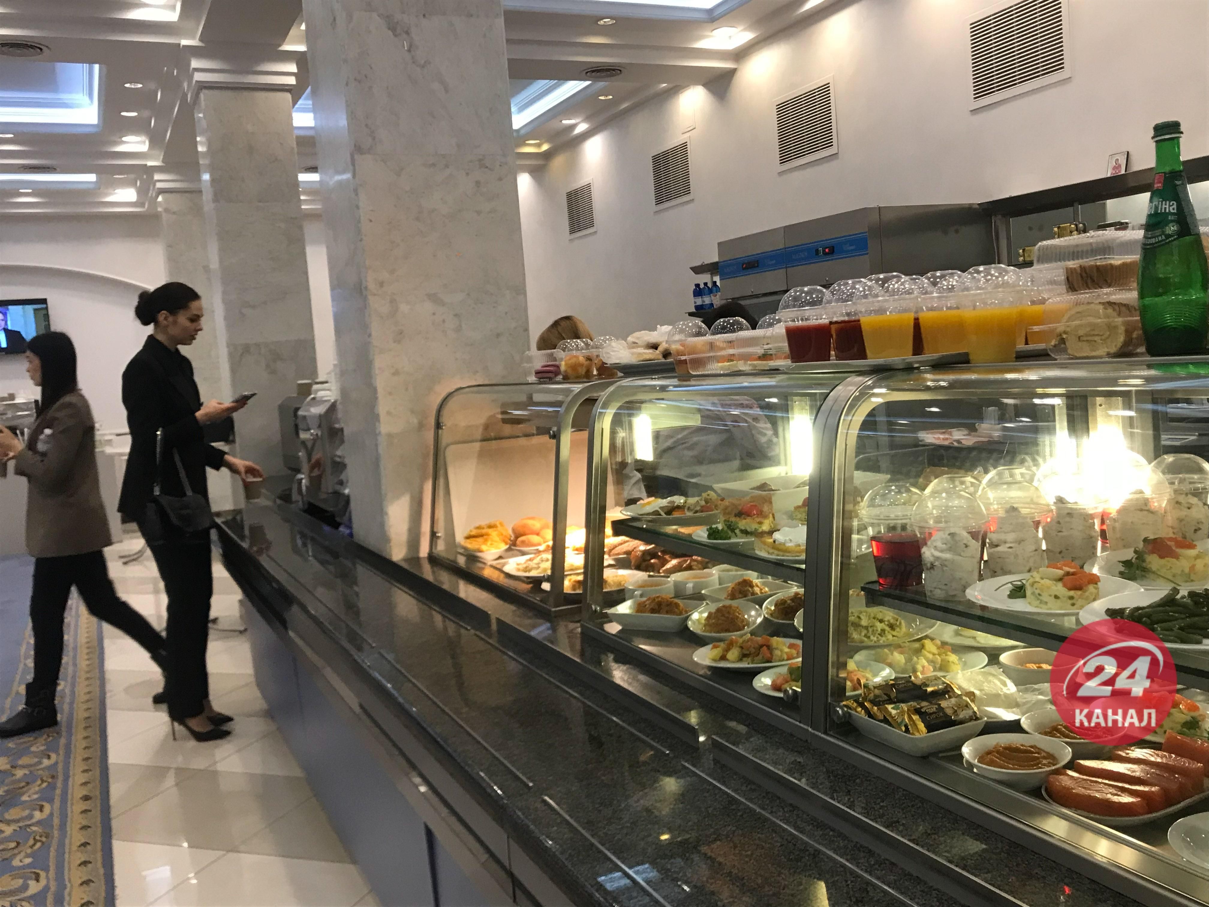 Ціни та меню. Чим годують українських нардепів у їдальні Верховній Раді – фото - 24 Канал Ціни та меню. Чим годують українських нардепів у їдальні Верховній Раді – фото - 24 Канал