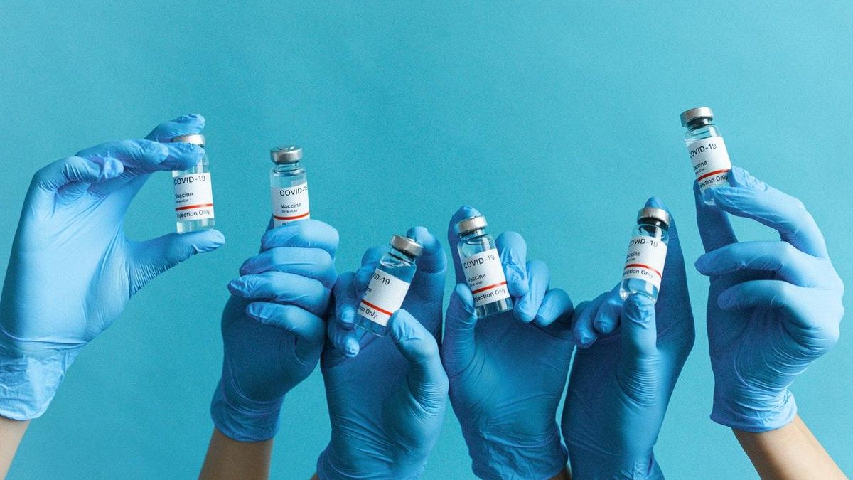 В Молдове людям ввели 7 тысяч просроченных вакцин: какие еще нарушения выявили