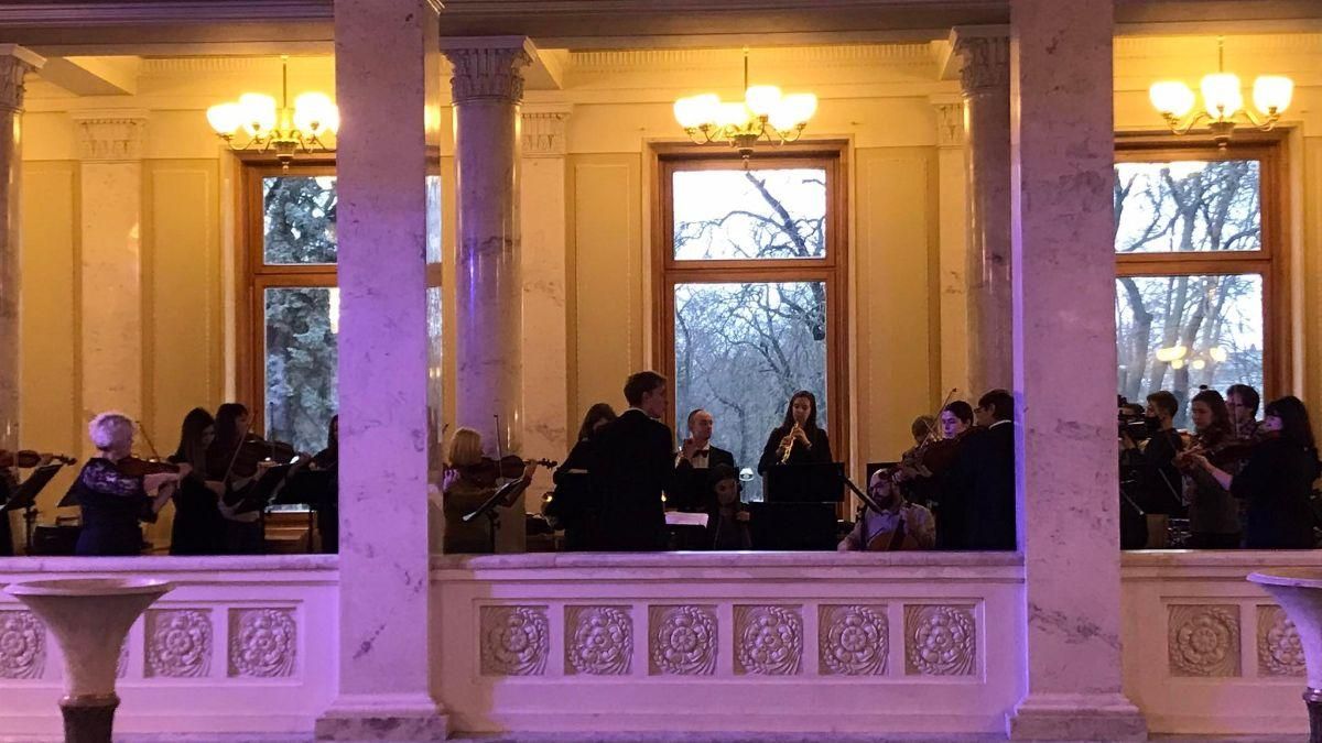 У Раді Kyiv Symphony Orchestra зіграв камерний концерт - 24 Канал