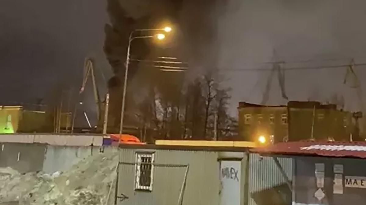 У Росії на верфі загорівся військовий корабель: є постраждалі - 24 Канал У Росії на верфі загорівся військовий корабель: є постраждалі - 24 Канал