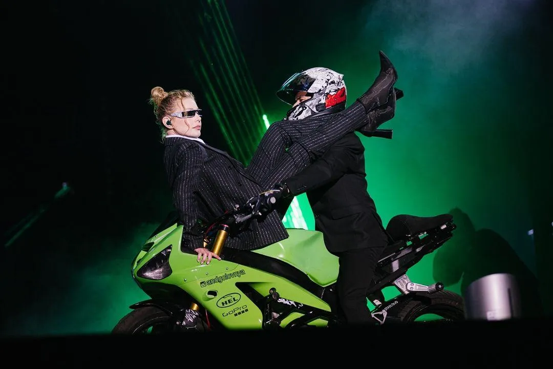 Тіна Кароль на шоу на Atlas Weekend Тіна Кароль на шоу на Atlas Weekend