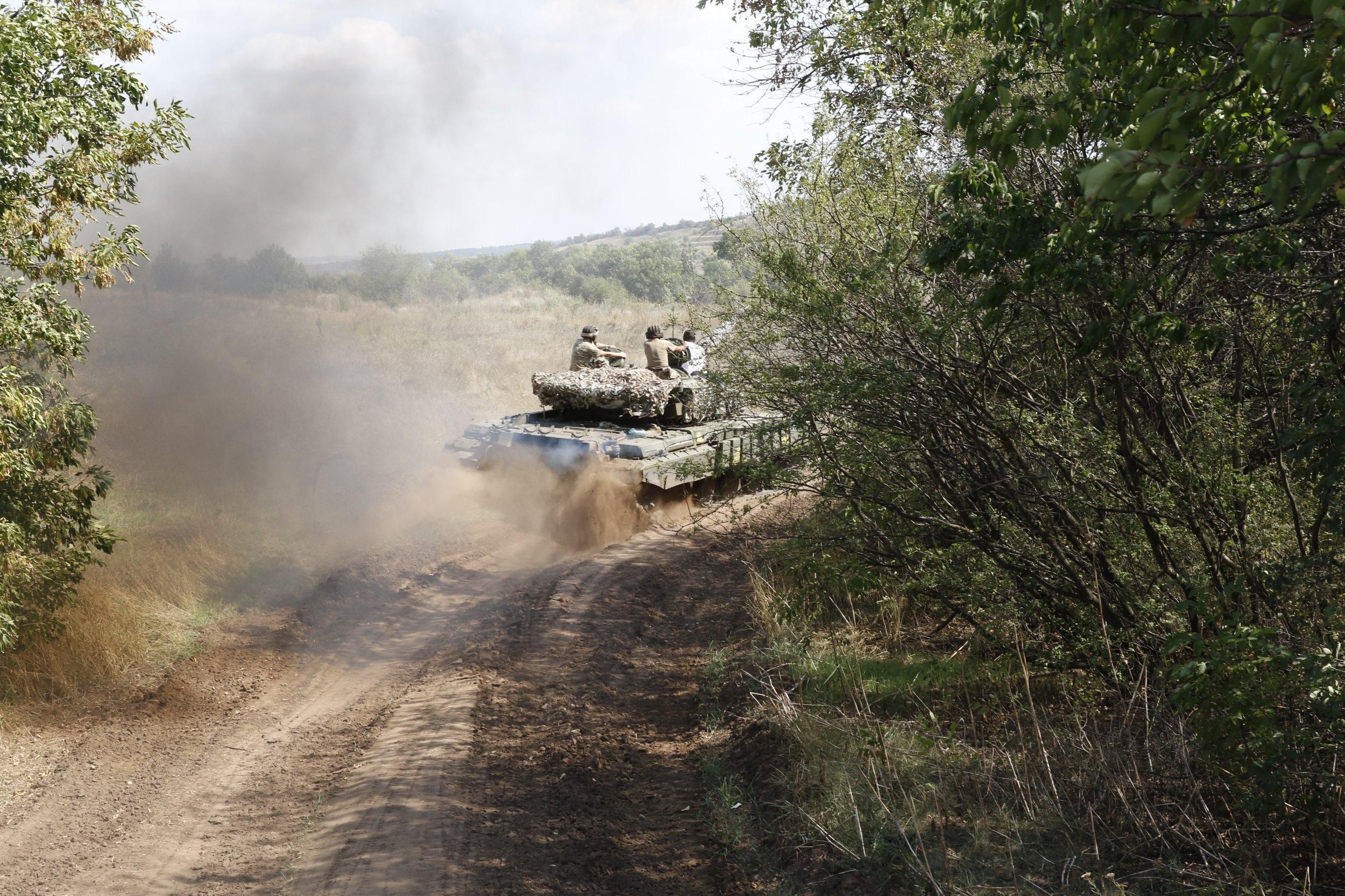"Хорошо почувствовали": оккупационные войска мощно обстреливают позиции ВСУ из гранатометов