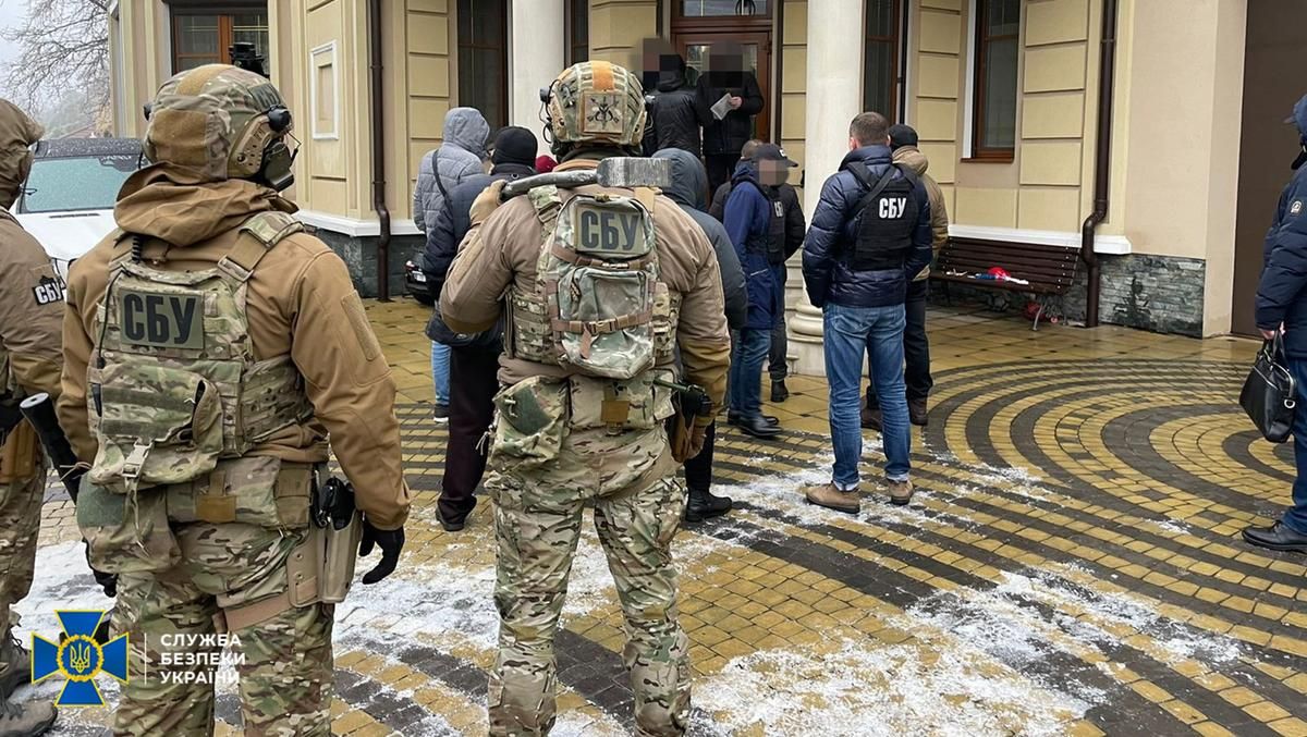 На Київщині чиновники хотіли незаконно привласнити землю за 800 мільйонів - Київ На Київщині чиновники хотіли незаконно привласнити землю за 800 мільйонів - Київ