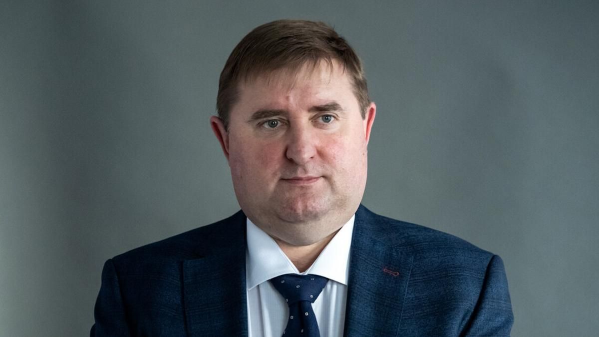 Советнику министра сообщили подозрение из-за незаконных премий самому себе Советнику министра сообщили подозрение из-за незаконных премий самому себе