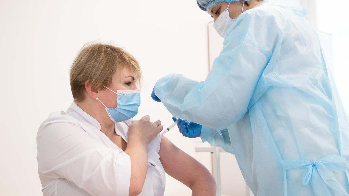 13 мільйонів українців повністю вакциновані: які препарати обирали - Україна новини - 24 Канал