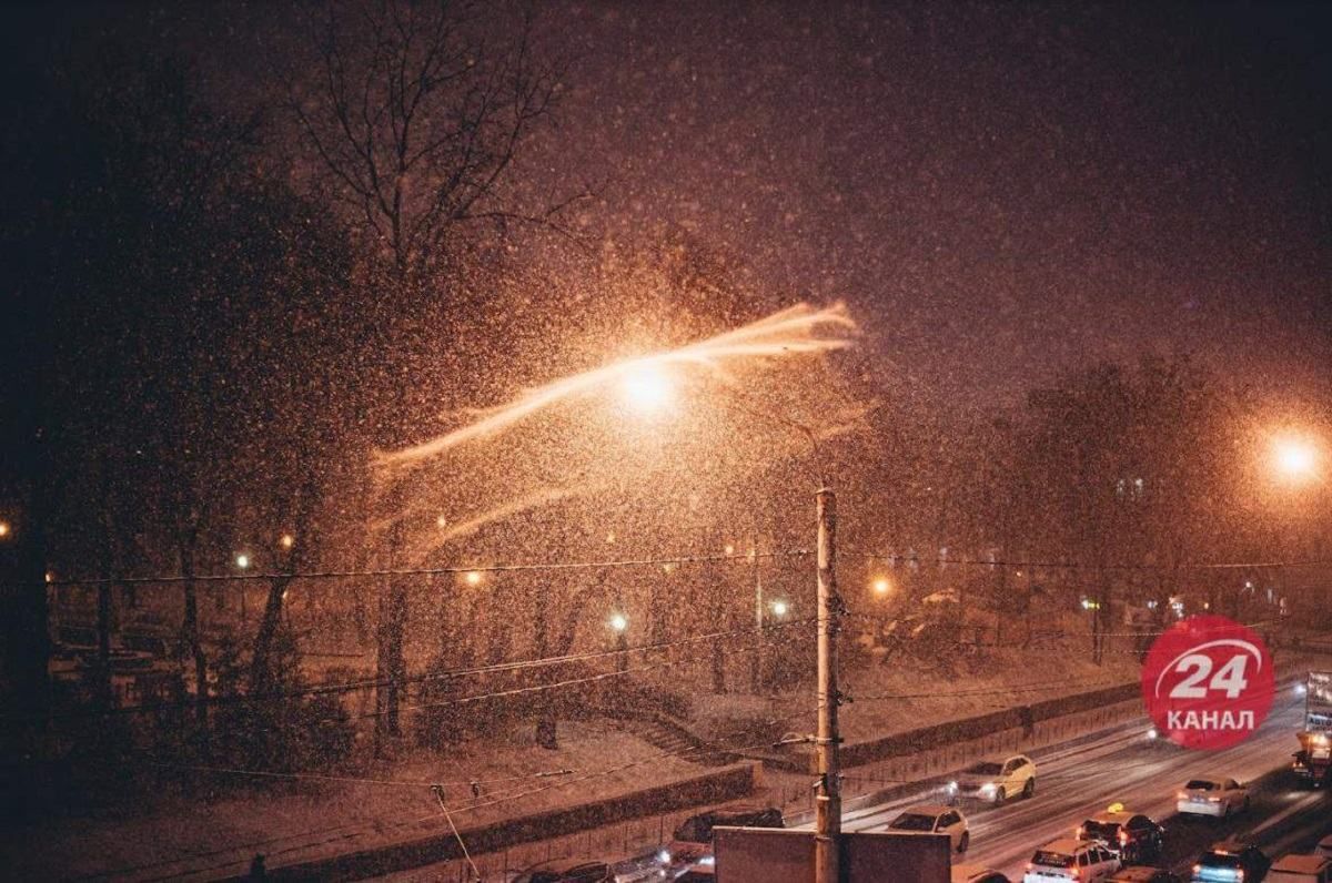 У КМДА похвалилися, що впоралися зі сніговим колапсом - Свіжі новини Києва - Київ