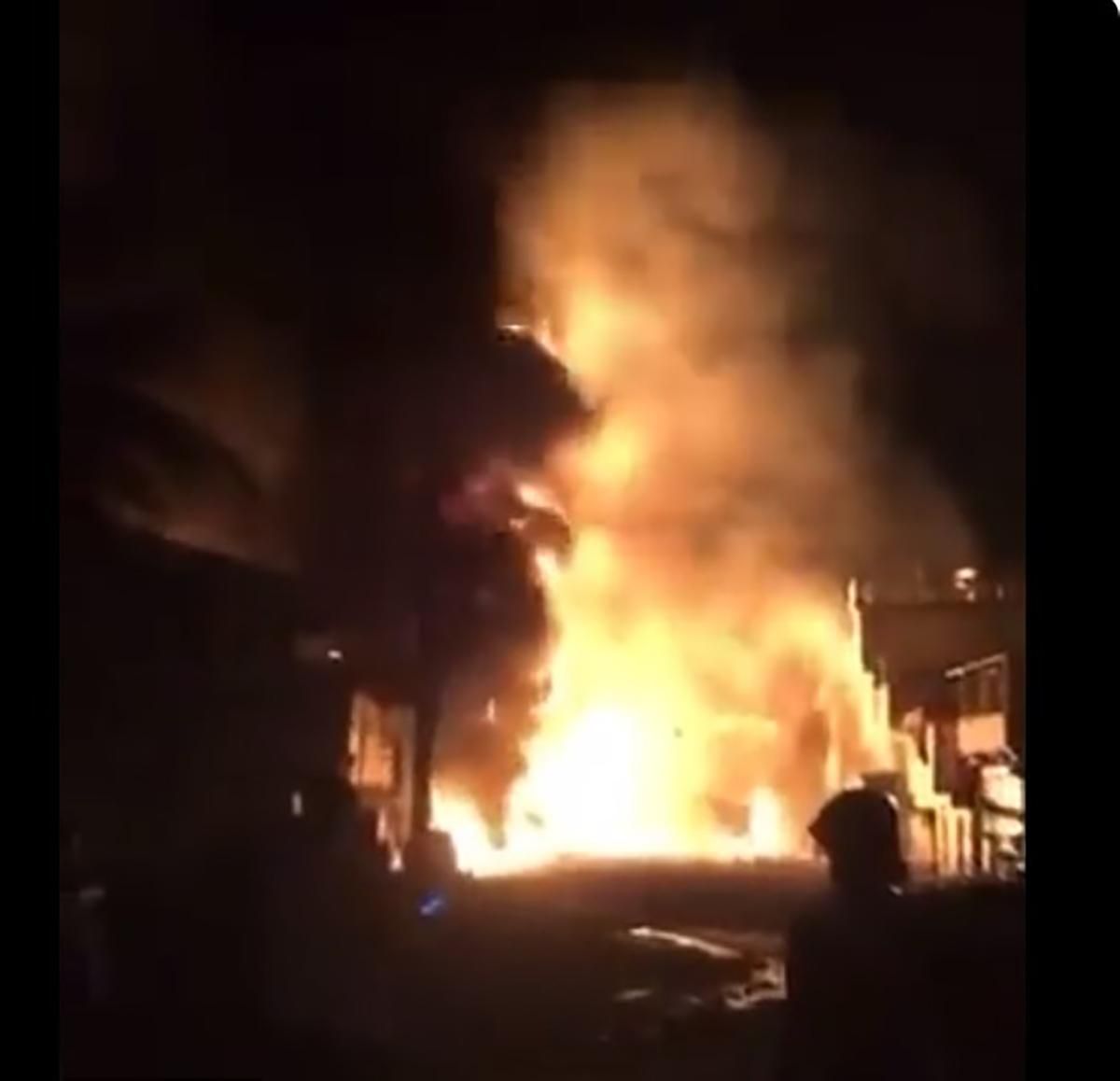 На Гаити взорвался бензовоз: погибло 90 человек На Гаити взорвался бензовоз: погибло 90 человек