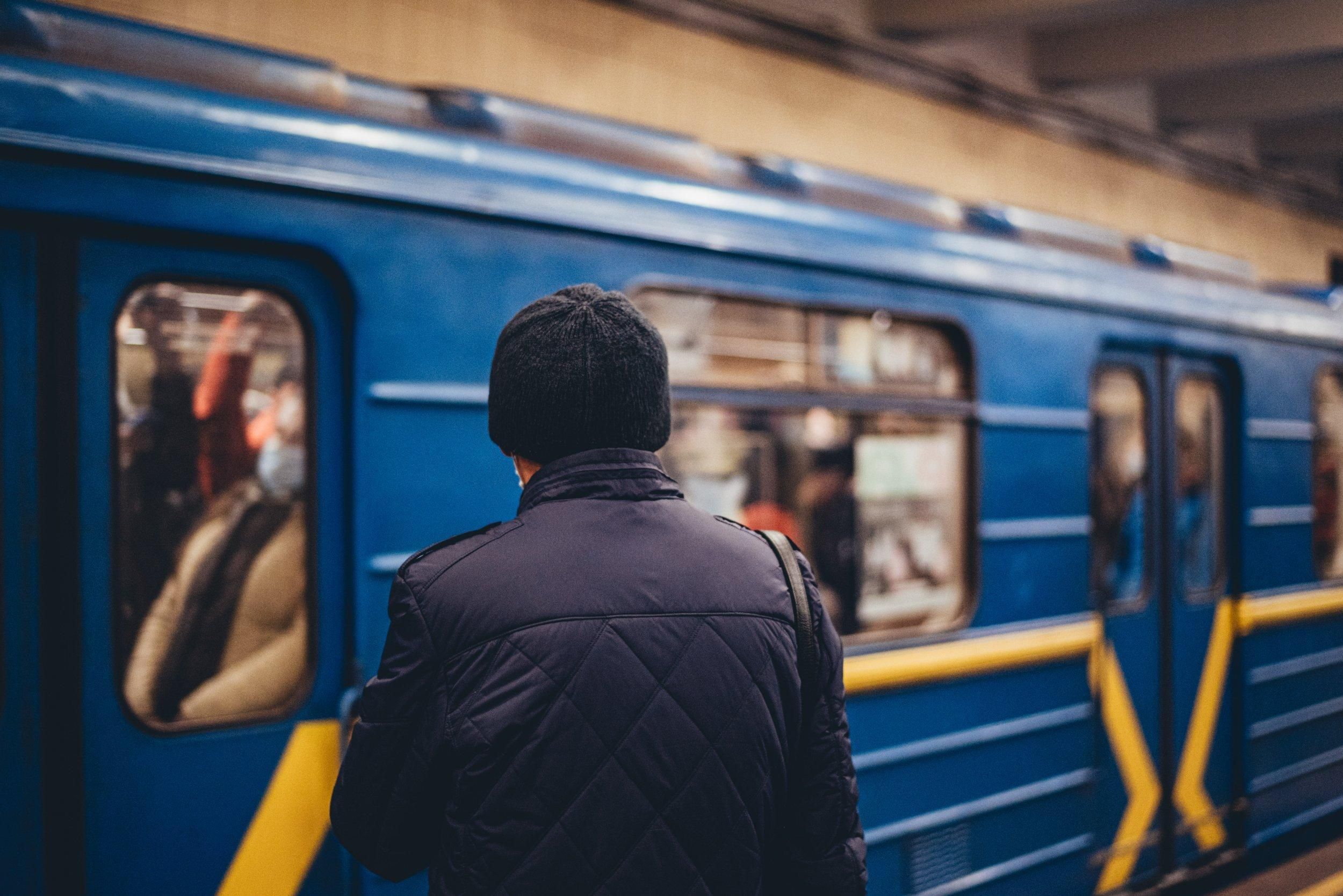 В новогоднюю ночь: как будет работать метро в Харькове