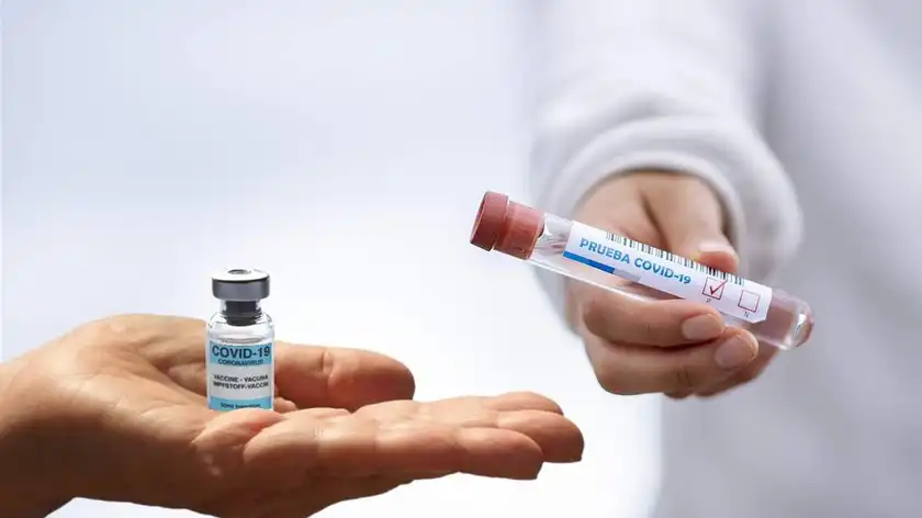 Первая страна в мире: В Израиле людям будут делать четвертую дозу COVID-вакцины