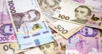 Мінфін провів аукціони з продажу ОВДП та знову підняв ставки: скільки залучили до бюджету Мінфін провів аукціони з продажу ОВДП та знову підняв ставки: скільки залучили до бюджету