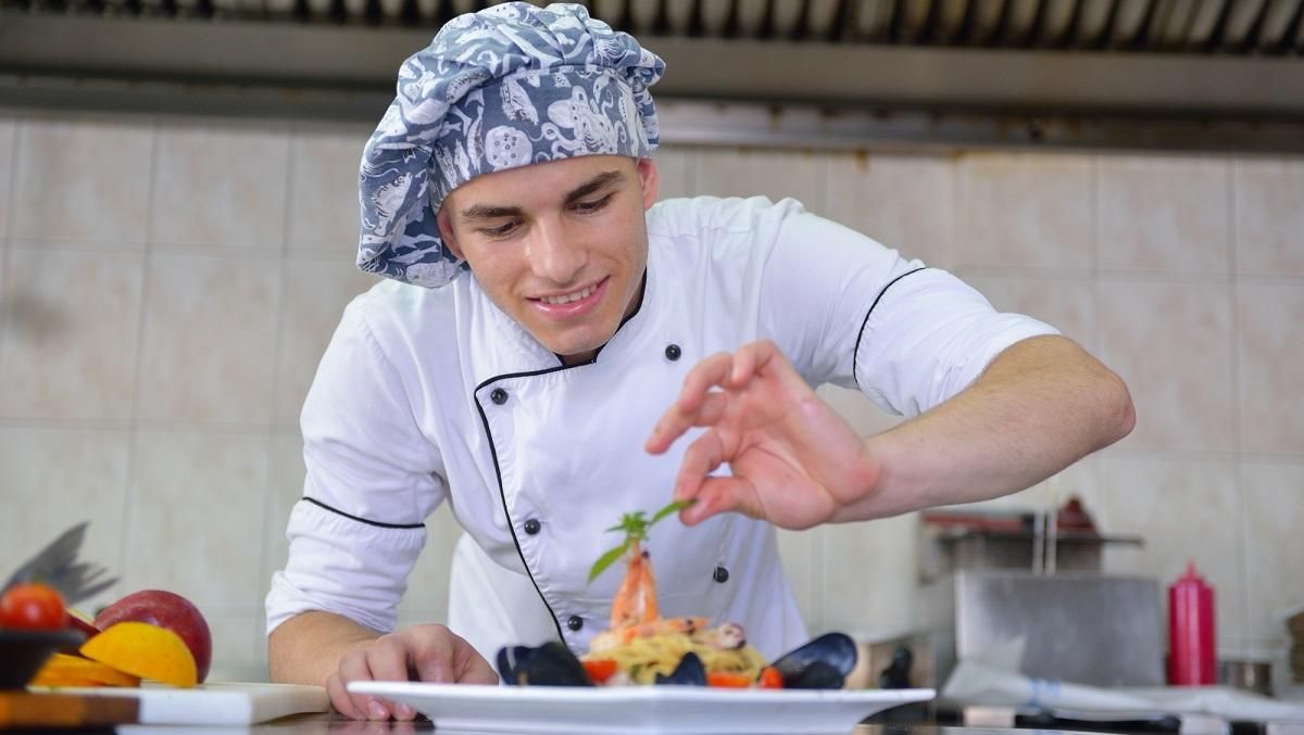 Неуверенность и потеря жизненного ресурса: как янгжизм влияет на "голубых воротничков" - Украина новости - 24 Канал Неуверенность и потеря жизненного ресурса: как янгжизм влияет на "голубых воротничков" - Украина новости - 24 Канал