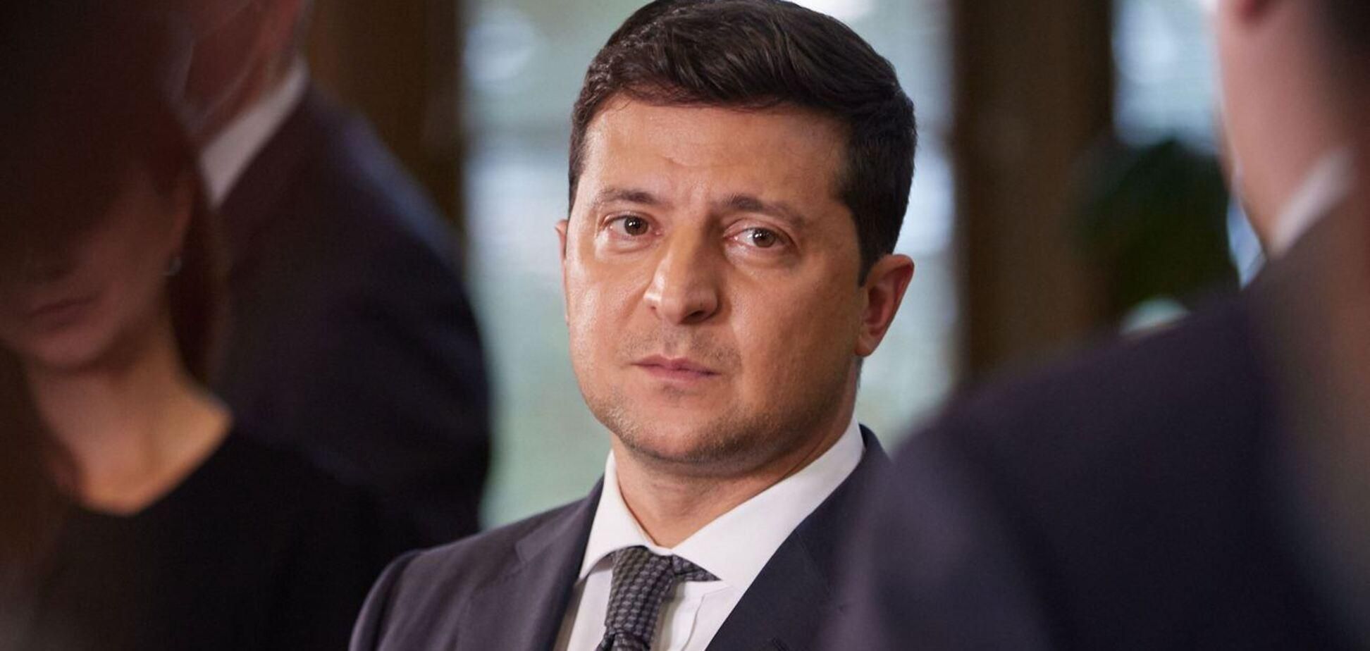 Зеленський дозволив офіційно висловлюватись про зовнішню політику лише собі, Шмигалю та Кулебі - Україна новини - 24 Канал Зеленський дозволив офіційно висловлюватись про зовнішню політику лише собі, Шмигалю та Кулебі - Україна новини - 24 Канал