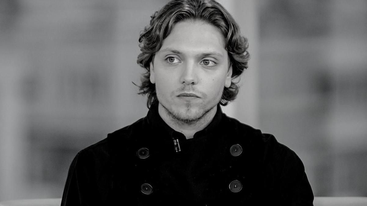 Брав участь у "Танцях із зірками" й знімався у серіалах: у Польщі помер українець Жора Корольов - Україна новини - 24 Канал Брав участь у "Танцях із зірками" й знімався у серіалах: у Польщі помер українець Жора Корольов - Україна новини - 24 Канал