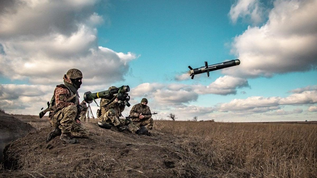 Українські бійці оприлюднили світлини зі стрільби з Javelin на Донбасі: фантастичні кадри - новини ООС - 24 Канал