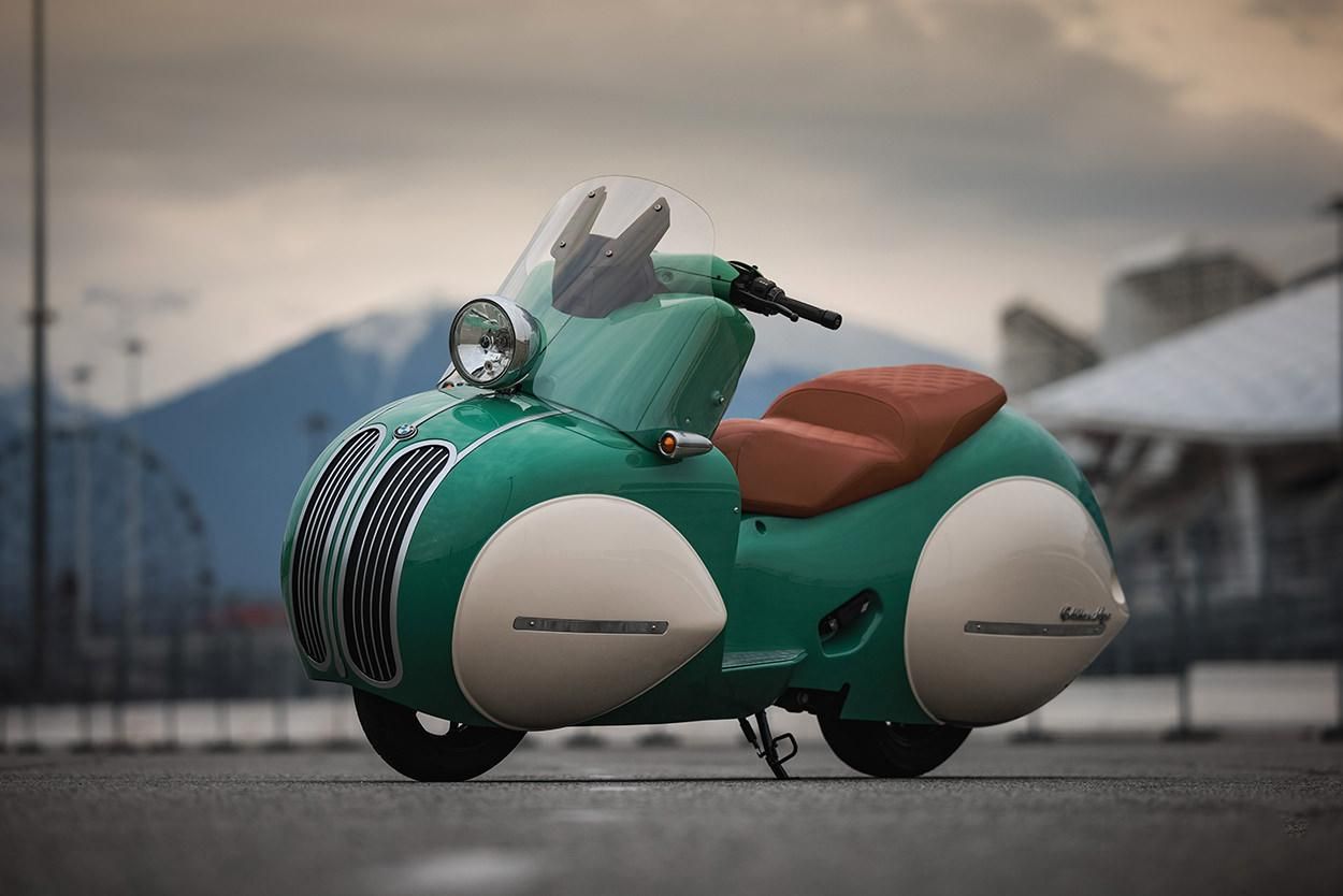 Сучасний скутер BMW C400 перетворили на стильний ретробайк