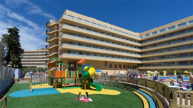 Переваги пляжного відпочинку в Іспанії Переваги пляжного відпочинку в Іспанії