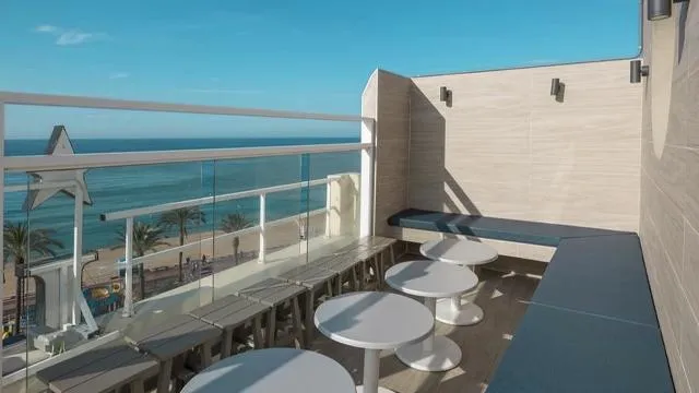 Переваги пляжного відпочинку в Іспанії Переваги пляжного відпочинку в Іспанії