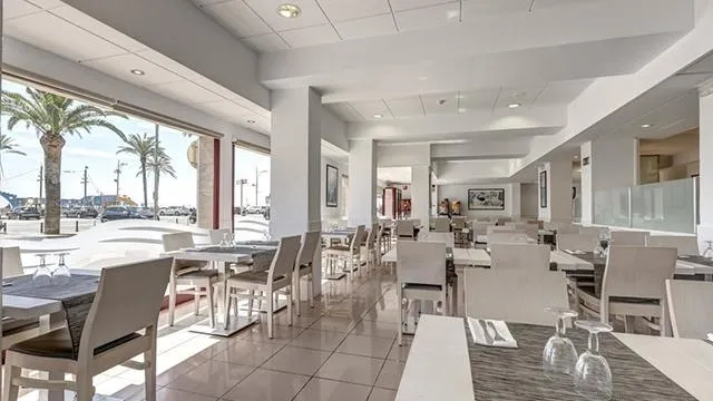 Переваги пляжного відпочинку в Іспанії Переваги пляжного відпочинку в Іспанії