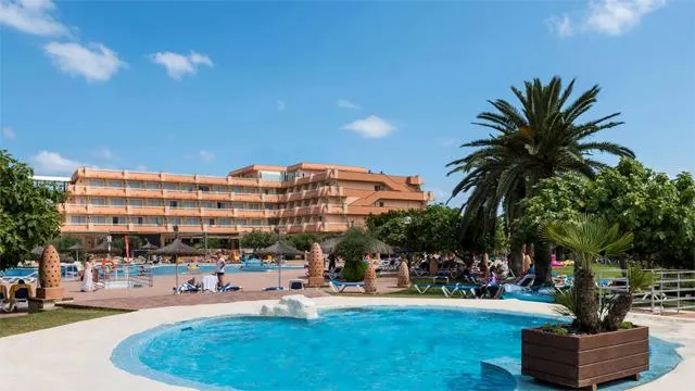 Переваги пляжного відпочинку в Іспанії Переваги пляжного відпочинку в Іспанії