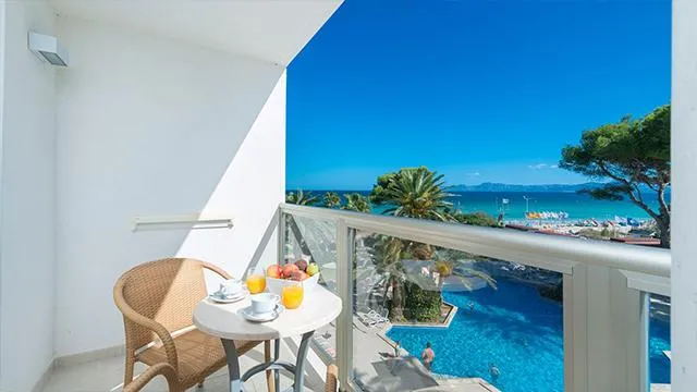 Переваги пляжного відпочинку в Іспанії Переваги пляжного відпочинку в Іспанії