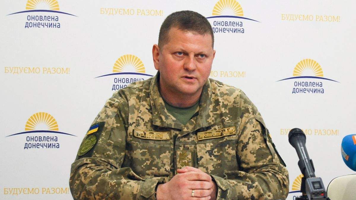 Росія стягнула до кордону України близько 52 батальйонно-тактичних груп, – Залужний - Новини росії - 24 Канал