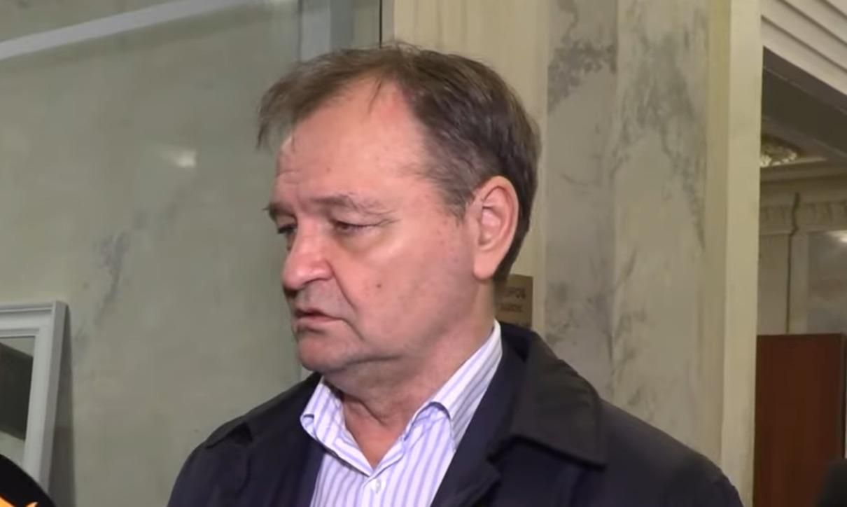 Депутат ОПЗЖ має російський паспорт, – розслідування "Схем" - 24 Канал Депутат ОПЗЖ має російський паспорт, – розслідування "Схем" - 24 Канал